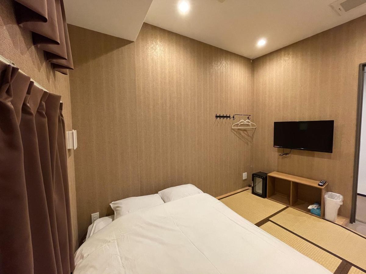 Dot Hostel Hangout Osaka Exterior photo
